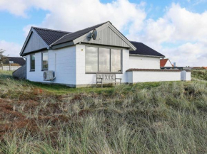 Gorgeous Holiday Home in Jutland near Sea